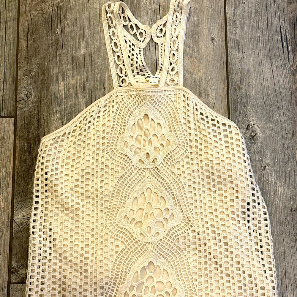Ultra Pink crochet tank, size small